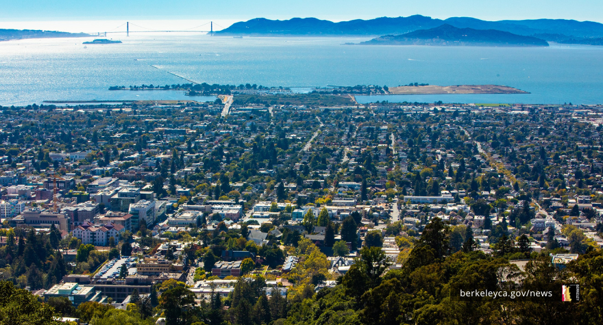 Photo of Berkeley from the hills