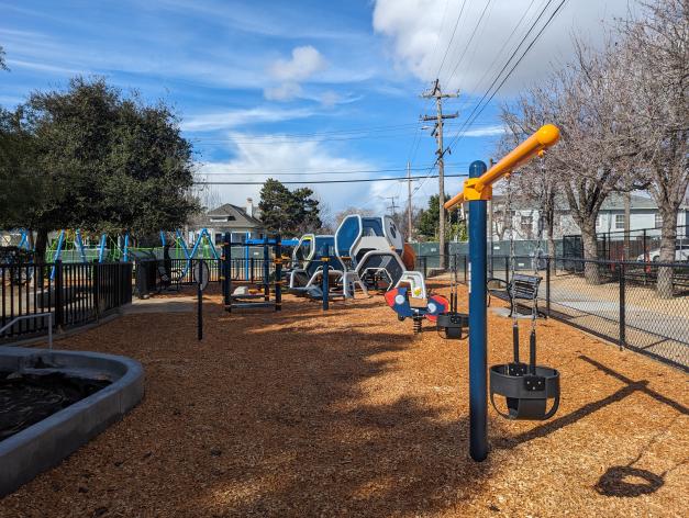 Grove Park Photo swings play area