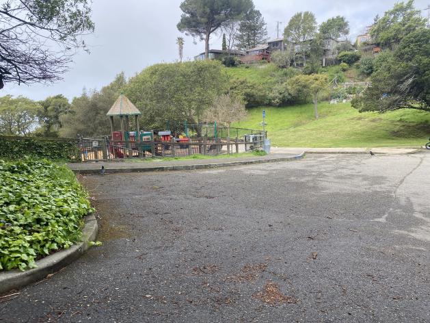 Glendale La Loma parking lot and 2-5 playground