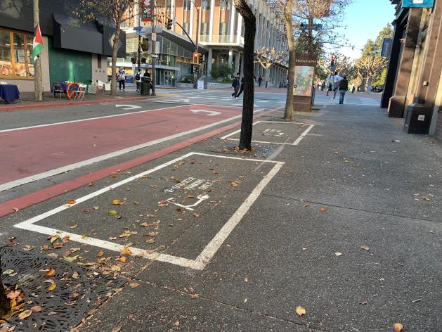 Telegraph Ave E-scooter parking only zone